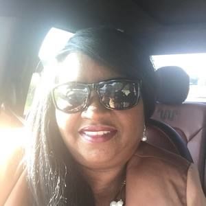 Meet your Posher, Annette